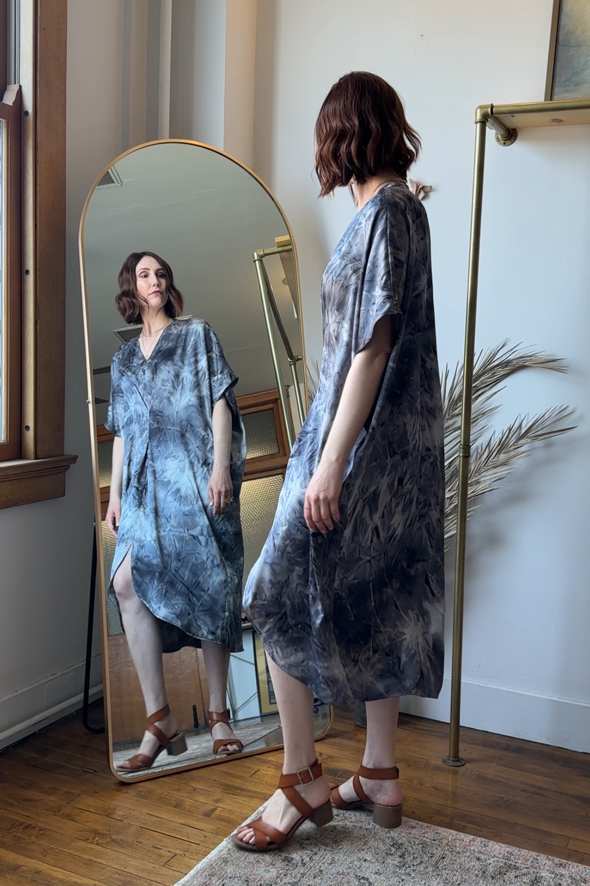 Sophia Caftan RTW in Marbled Gray Print
