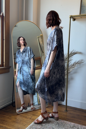 Sophia Caftan RTW in Marbled Gray Print