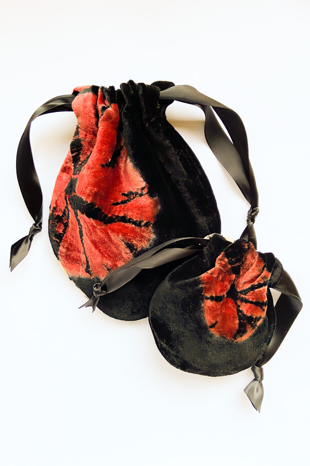 Velvet Accessory Bag Set in Black Tie-Dye